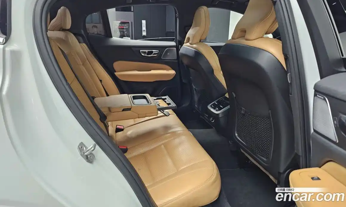 Volvo S60 2020 2.0 Автомат в Москве № 164454, фото 17