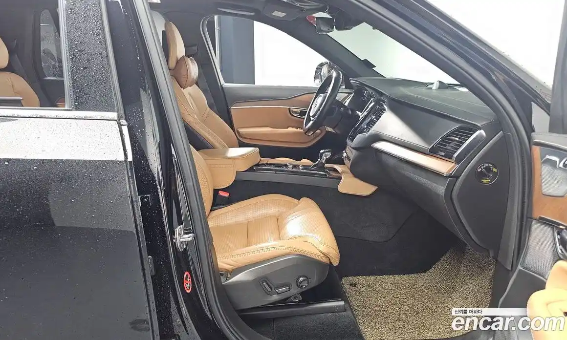 Volvo XC90 2018 2.0 Автомат в Москве № 164670, фото 15