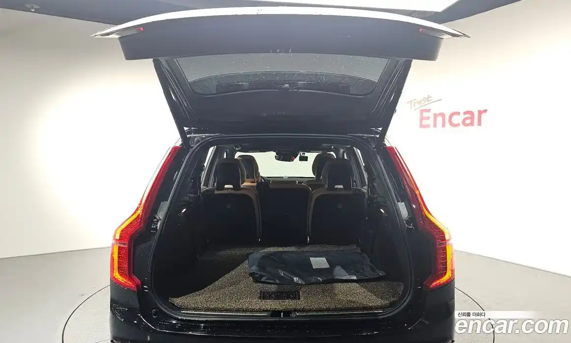 Volvo XC90 2018 2.0 Автомат в Москве № 164670, фото 18