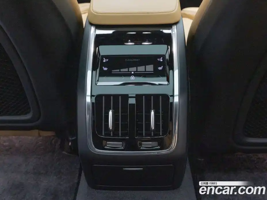 Volvo S90 2024 2.0 Автомат в Москве № 164729, фото 16