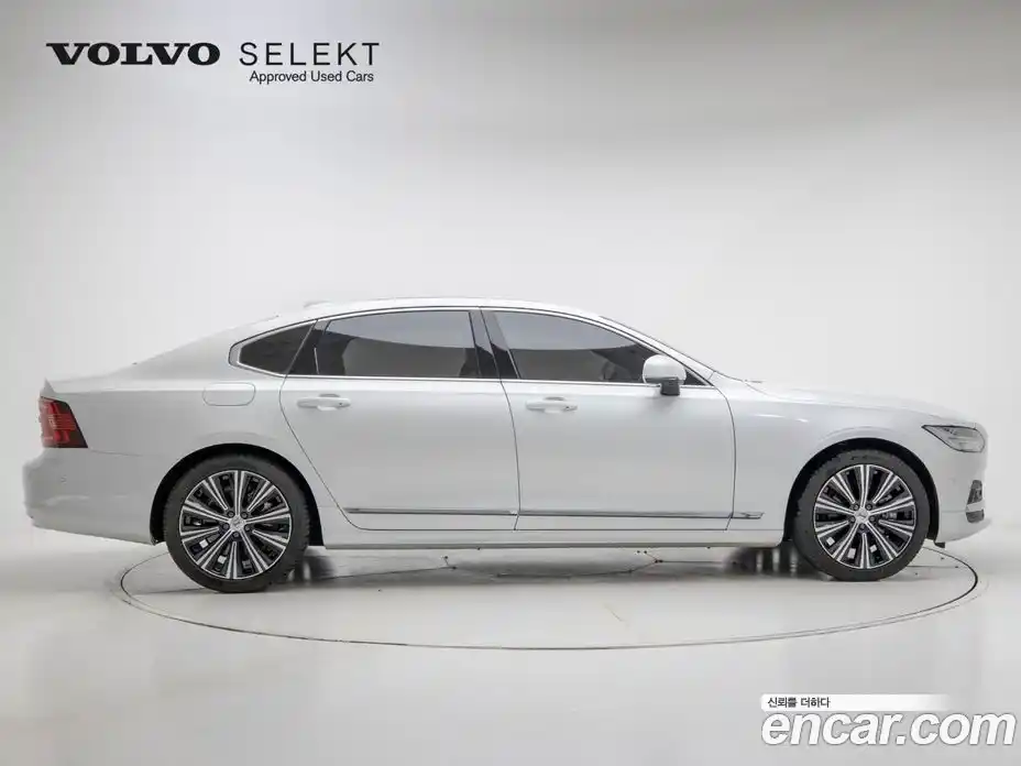 Volvo S90 2024 2.0 Автомат в Москве № 164729, фото 3