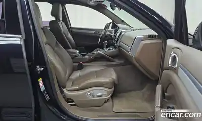 Porsche Cayenne, 2013