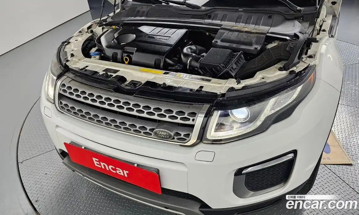 Land Rover Range-Rover Evoque 2017 2.0 Автомат в Москве № 166167, фото 11