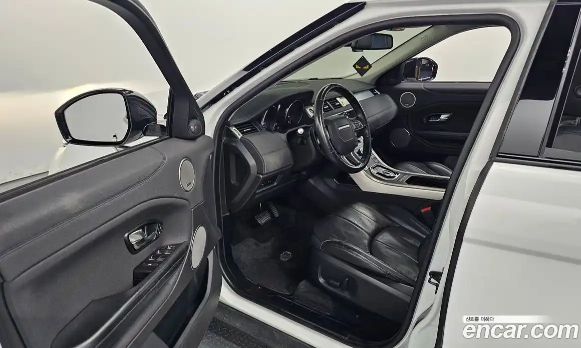 Land Rover Range-Rover Evoque 2017 2.0 Автомат в Москве № 166167, фото 18