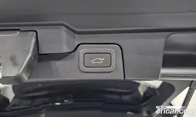 Land Rover Range-Rover Evoque 2017 2.0 Автомат в Москве № 166167, миниатюра 4