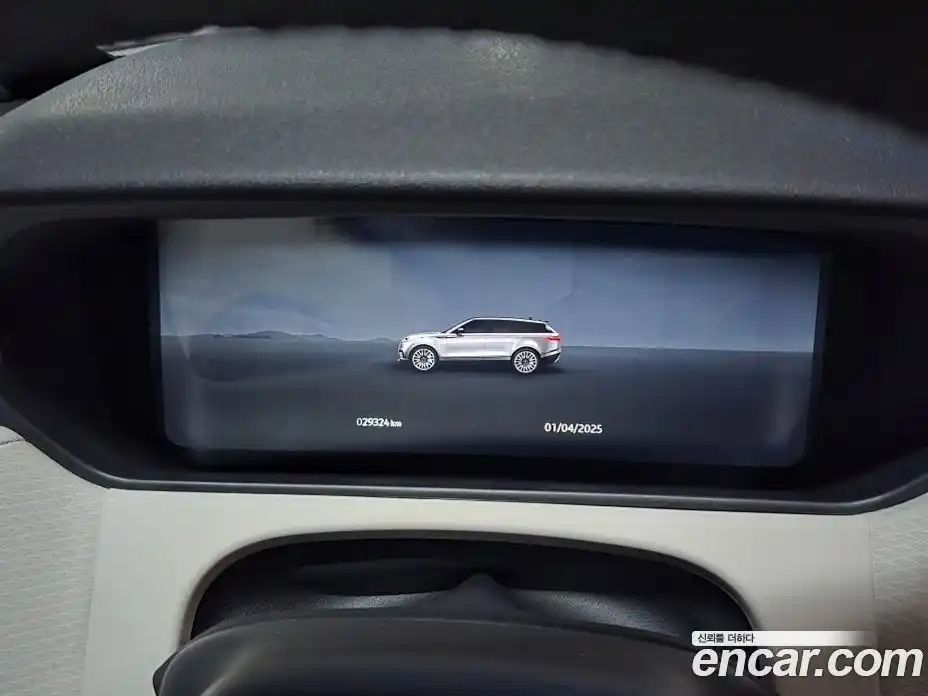 Land Rover Range-Rover Velar 2023 2.0 Автомат в Москве № 166723, фото 6