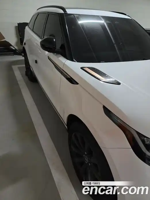 Land Rover Range-Rover Velar 2023 2.0 Автомат в Москве № 166723, фото 8