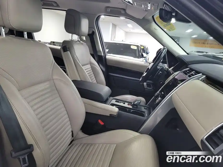 Land Rover Discovery 2022 3.0 Автомат в Москве № 166799, фото 15