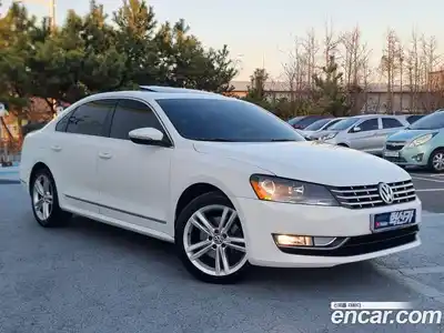 Volkswagen Passat 2013 2.5 Автомат в Москве № 169217, миниатюра 3