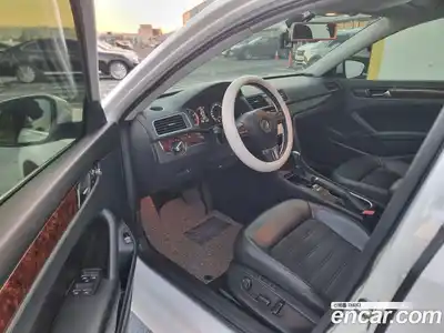 Volkswagen Passat 2013 2.5 Автомат в Москве № 169217, миниатюра 9