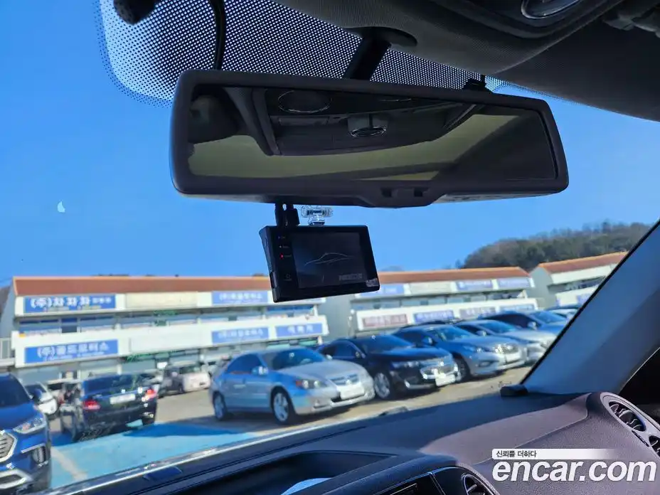 Volkswagen Tiguan 2016 2.0 Автомат в Москве № 169316, фото 17