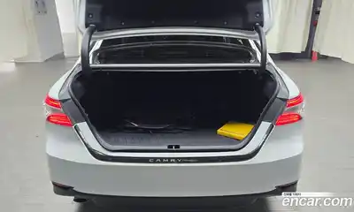 Toyota Camry 2019 2.5 Автомат в Москве № 170182, миниатюра 5