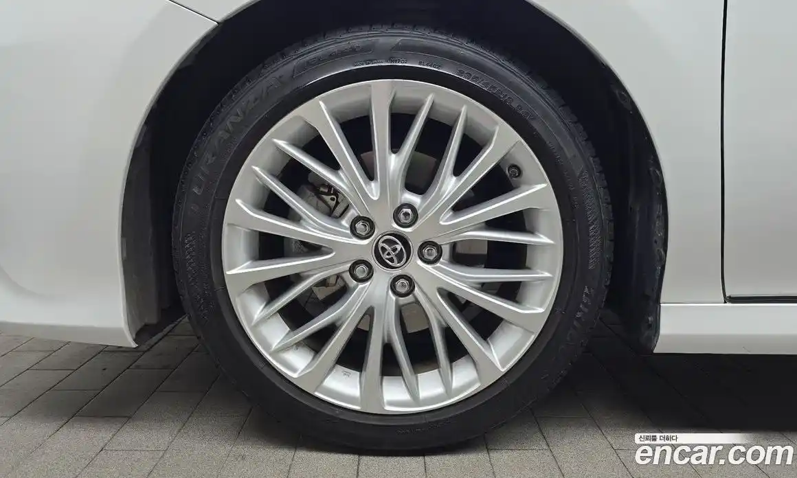 Toyota Camry 2019 2.5 Автомат в Москве № 170182, фото 6