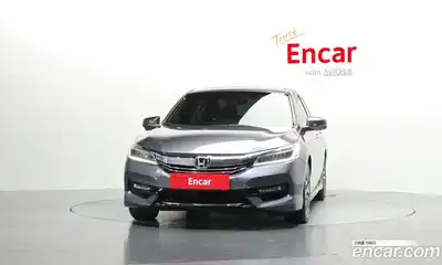 Honda Accord 2017 2.0 Автомат в Москве № 170692, миниатюра 4