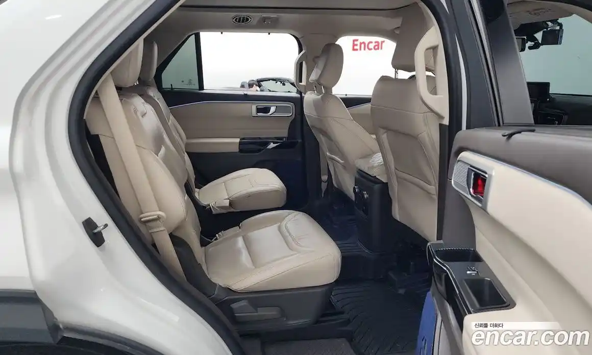 Ford Explorer 2022 3.0 Автомат в Москве № 170767, фото 12