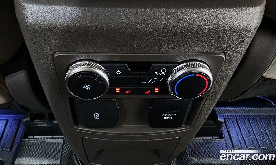 Ford Explorer 2022 3.0 Автомат в Москве № 170767, фото 18