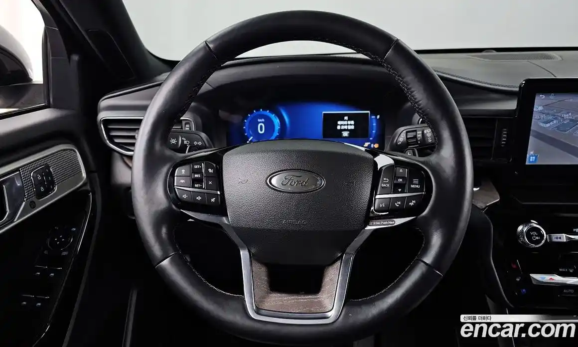 Ford Explorer 2021 3.0 Автомат в Москве № 170896, фото 4