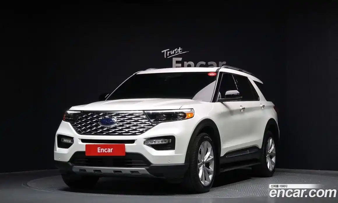 Ford Explorer 2021 3.0 Автомат в Москве № 170896, фото 10