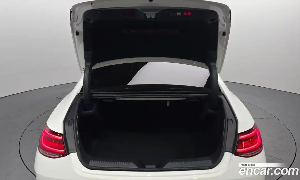 Mercedes-Benz CLS-Class 2023 2.0 Автомат в Москве № 175604, фото 20