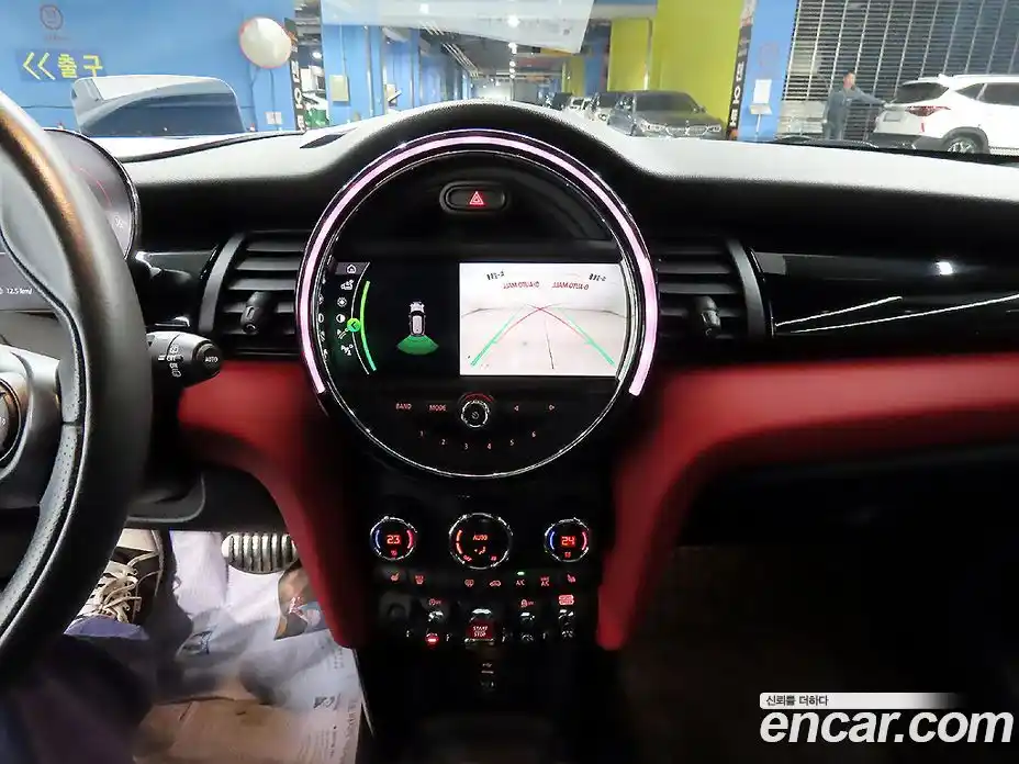 Mini Cooper 2021 2.0 Автомат в Москве № 182696, фото 12