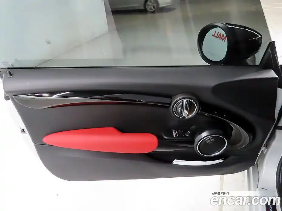 Mini Cooper 2021 2.0 Автомат в Москве № 182696, фото 15