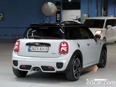 Mini Cooper 2021 2.0 Автомат в Москве № 182696, миниатюра 4