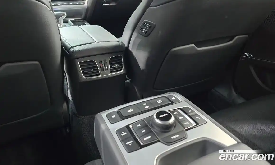 Genesis G80 2019 3.3 Автомат в Москве № 18672, фото 17