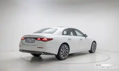 Mercedes-Benz E-Class 2026 2.0 Автомат в Москве № 193679, миниатюра 2