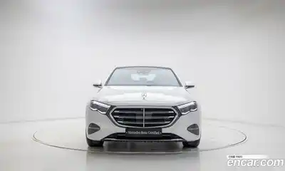 Mercedes-Benz E-Class 2026 2.0 Автомат в Москве № 193679, миниатюра 3