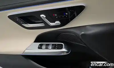 Mercedes-Benz E-Class 2024 2.0 Автомат в Москве № 193899, миниатюра 11