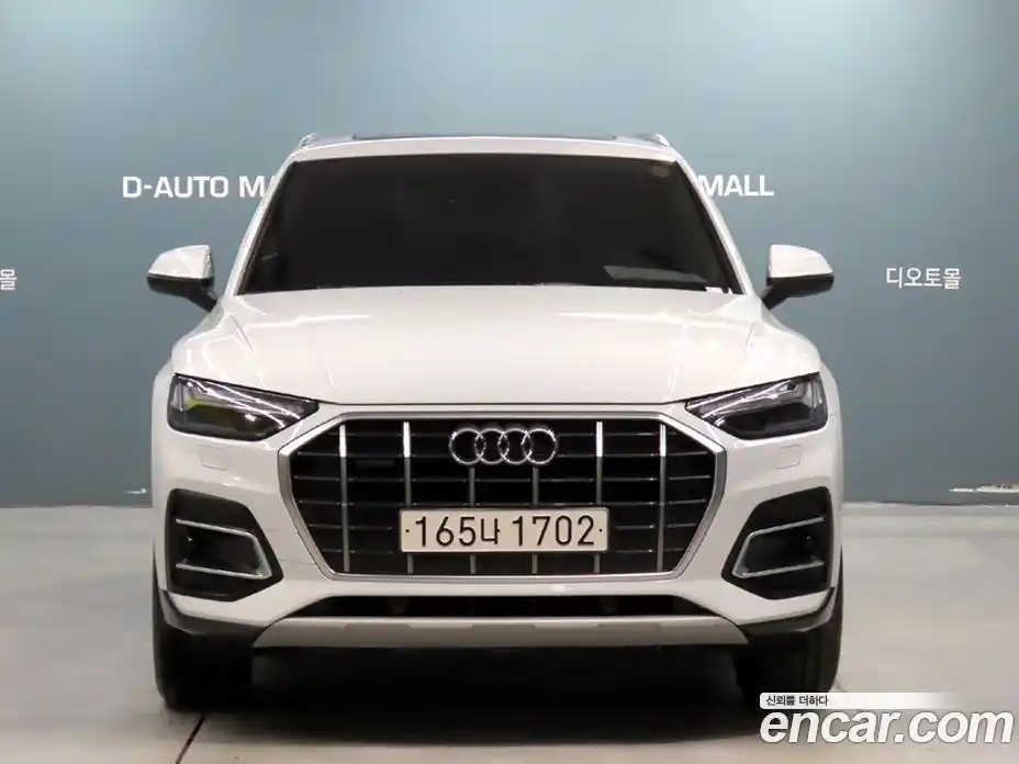 Audi Q5 2023 2.0 Автомат в Москве № 196263, фото 3