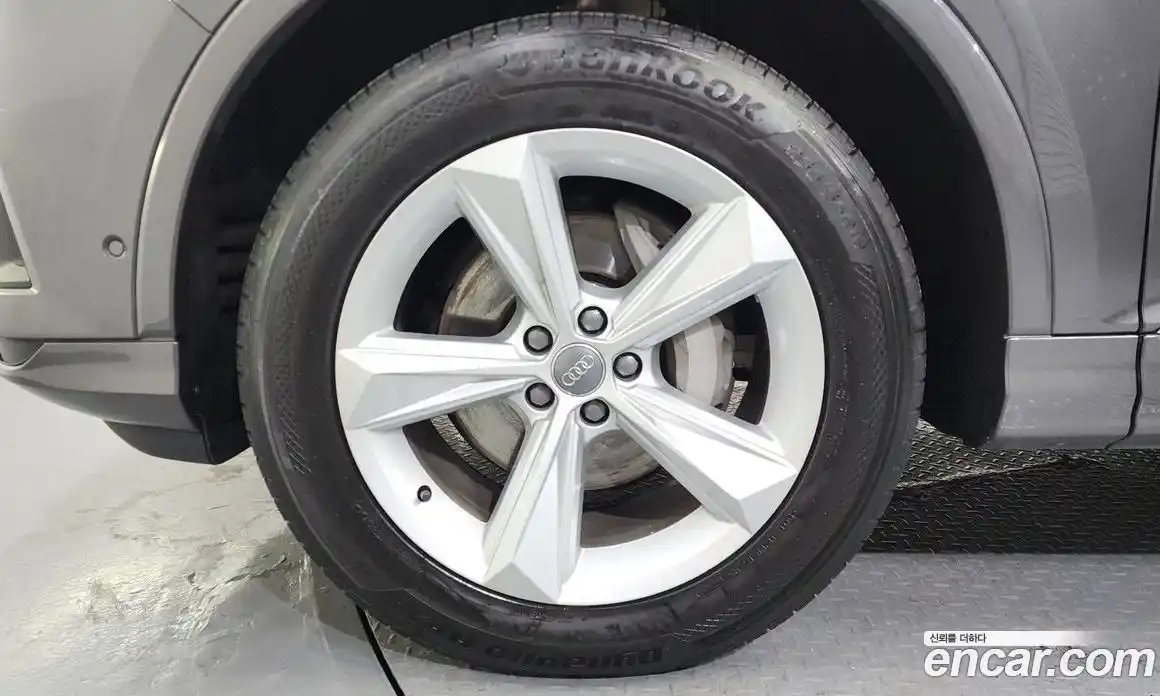 Audi Q7 2020 3.0 Автомат в Москве № 196266, фото 5