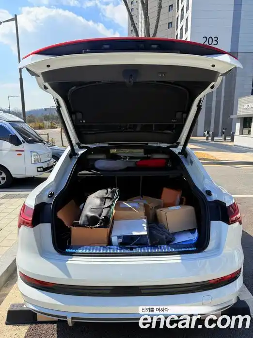 Audi e-tron 2022 0.4 Автомат в Москве № 196753, фото 4