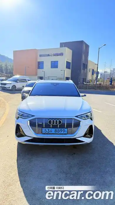 Audi e-tron 2022 0.4 Автомат в Москве № 196753, фото 5