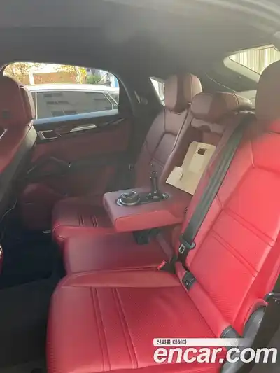 Porsche Cayenne 2020 3.0 Автомат в Москве № 197982, миниатюра 12