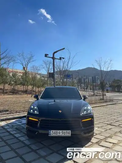 Porsche Cayenne 2020 3.0 Автомат в Москве № 197982, миниатюра 3