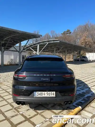 Porsche Cayenne 2020 3.0 Автомат в Москве № 197982, миниатюра 4