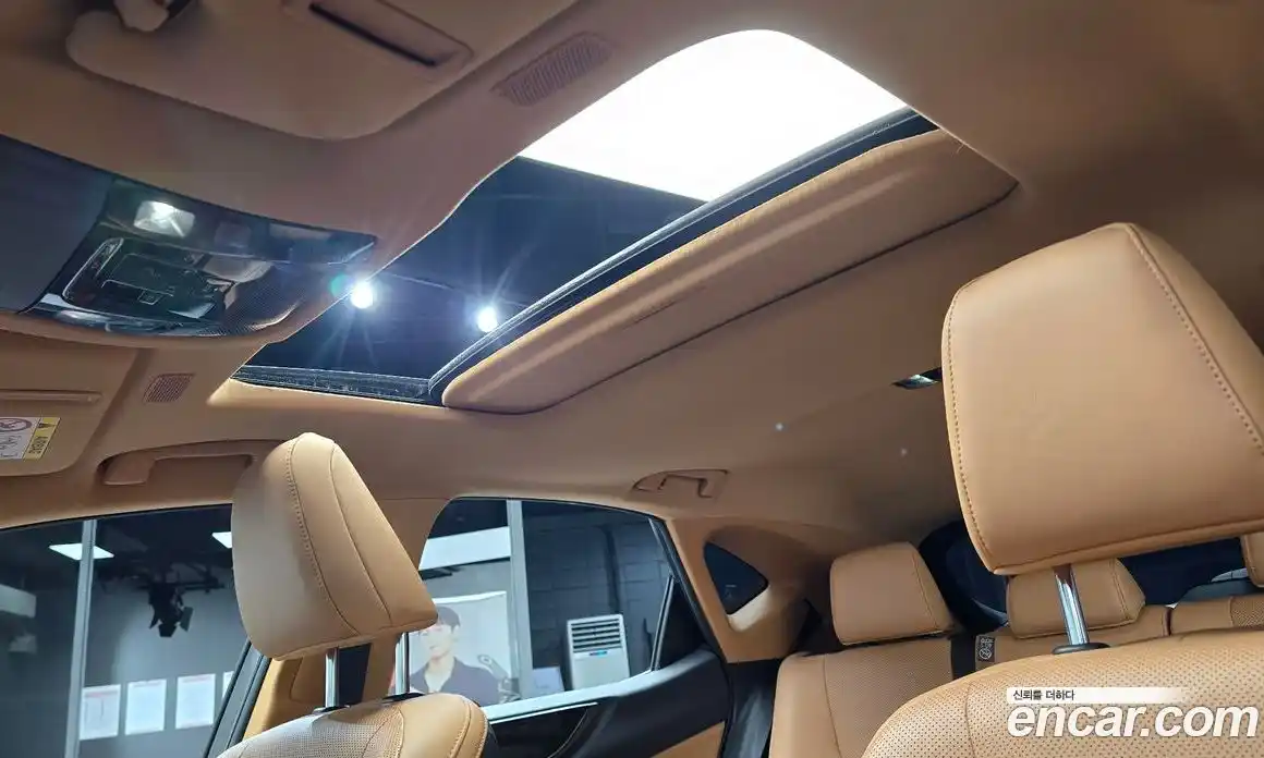 Lexus NX 2024 2.5 Автомат в Москве № 198720, фото 19