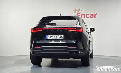 Lexus NX 2024 2.5 Автомат в Москве № 198720, миниатюра 4