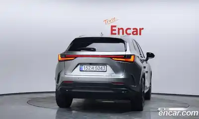 Lexus NX 2024 2.5 Автомат в Москве № 198834, миниатюра 4