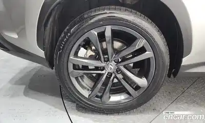 Lexus NX 2024 2.5 Автомат в Москве № 198834, миниатюра 5