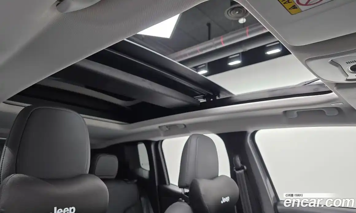 Jeep Renegade 2023 1.3 Автомат в Москве № 199375, фото 17