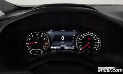 Jeep Renegade 2023 1.3 Автомат в Москве № 199375, миниатюра 9