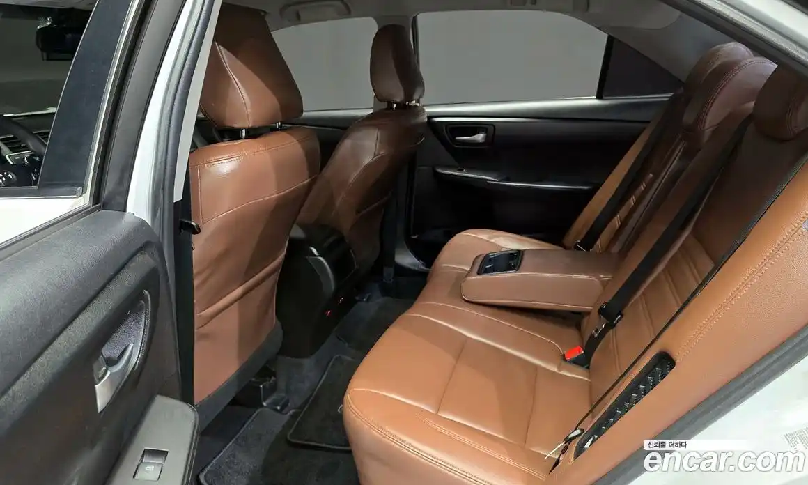 Toyota Camry 2016 2.5 Автомат в Москве № 199706, фото 8