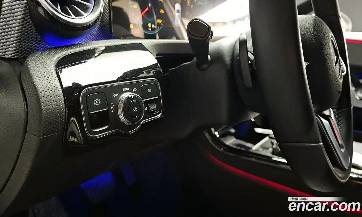 Mercedes-Benz A-Class 2021 2.0 Автомат в Москве № 203629, фото 19