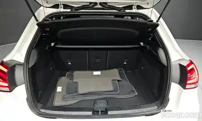 Mercedes-Benz A-Class 2021 2.0 Автомат в Москве № 203629, миниатюра 6