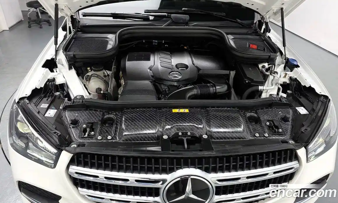 Mercedes-Benz GLE-Class 2024 2.0 Автомат в Москве № 205172, фото 13