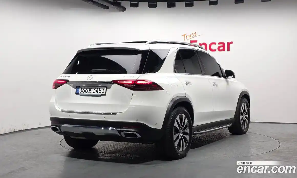 Mercedes-Benz GLE-Class 2024 2.0 Автомат в Москве № 205172, фото 10