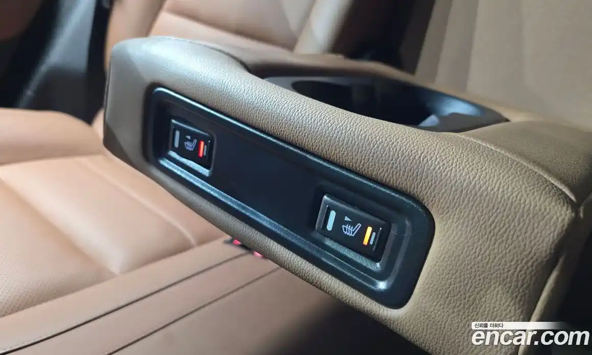 Renault QM6 2023 2.0 Автомат в Москве № 205203, фото 11