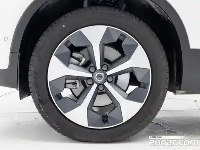 Volvo XC40 2025 2.0 Автомат в Москве № 205277, миниатюра 5